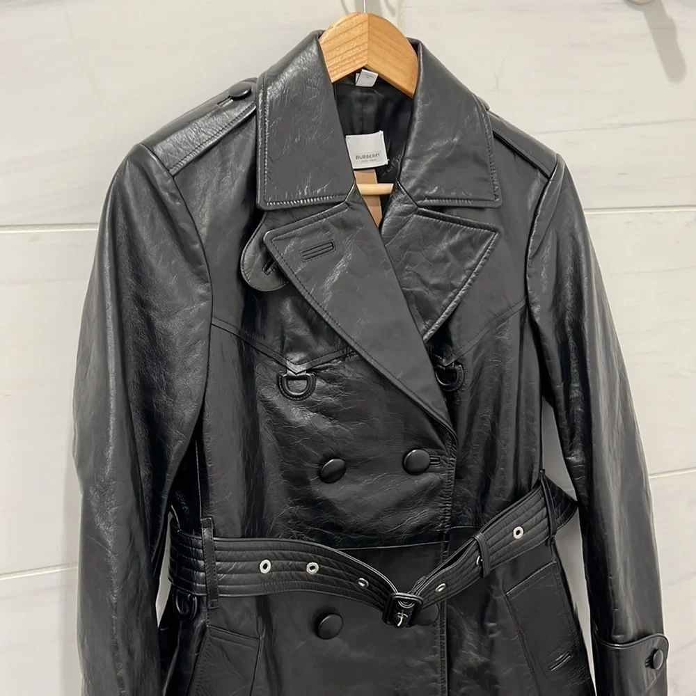 Burberry | NWT D-Ring Detail Crinkled Leather Trench Coat in Black - Size IT 42 - Picture 7 of 16